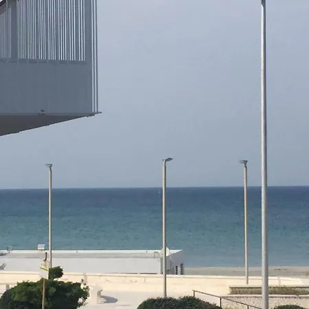 Casa Sul Mare - Wifi Free - Parcheggio Privato Apartment
